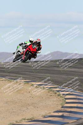 media/Nov-16-2025-Race Pace (Sun) [[8c5fa54630]]/Verified Riders/1-Turns 9 and 10 (925am)/